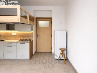 Sale apartment 1+KK Praha, V domově č. 3