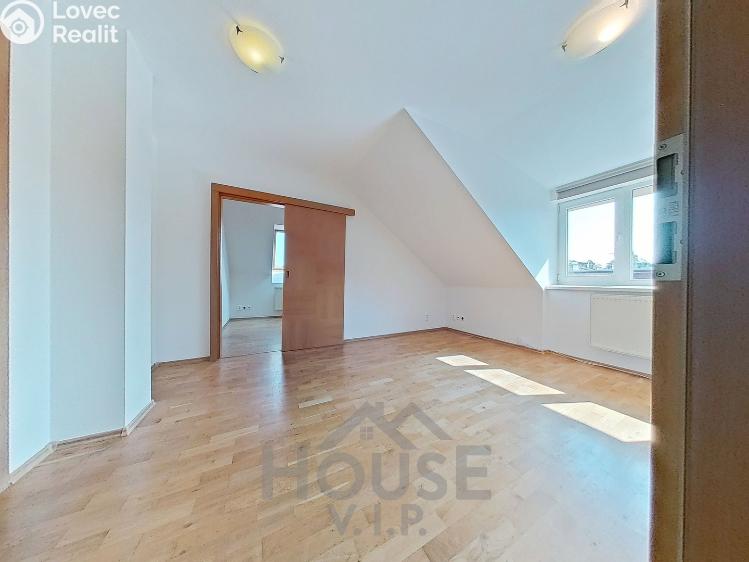 Prodej bytu 2+1 Praha č. 5