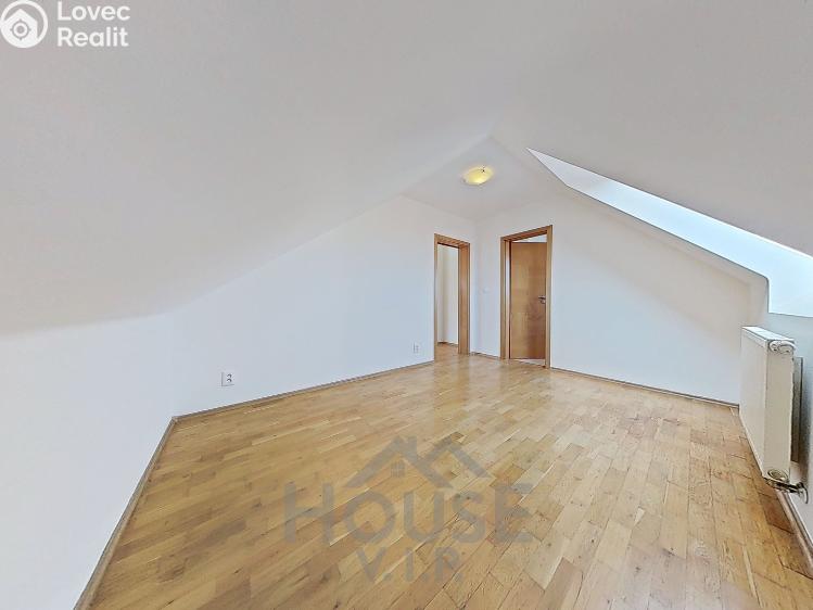 Prodej bytu 2+1 Praha č. 18