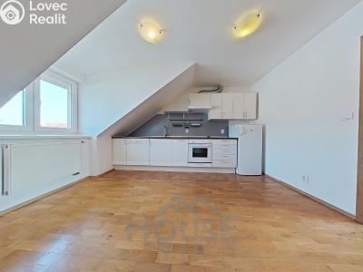 Prodej bytu 2+1 Praha č. 1
