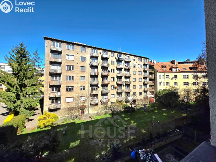 Sale apartment 2+KK Praha, Slávy Horníka č. 19