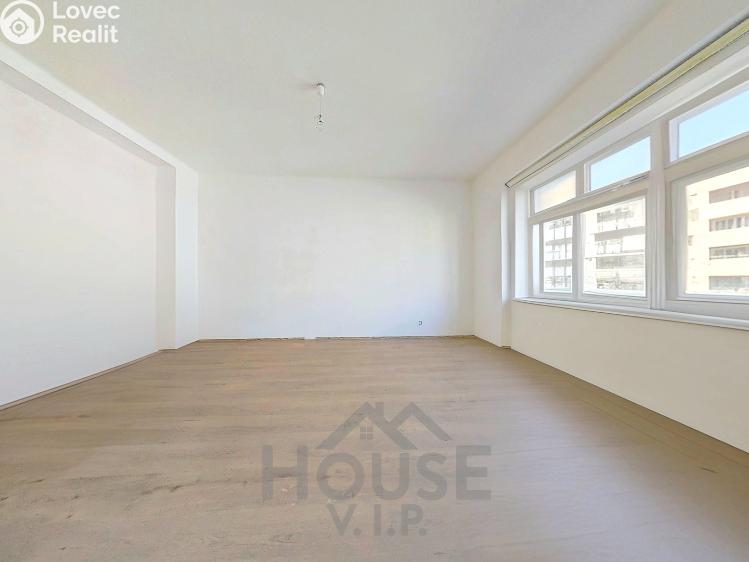 Sale apartment 2+KK Praha, Slávy Horníka č. 4