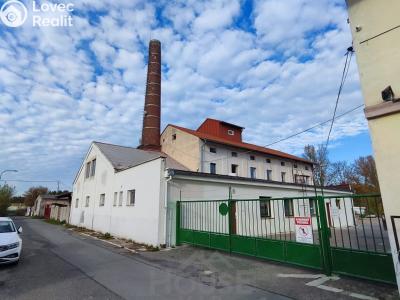 Prodej obchodního prostoru Přelouč, Sportovní č. 1