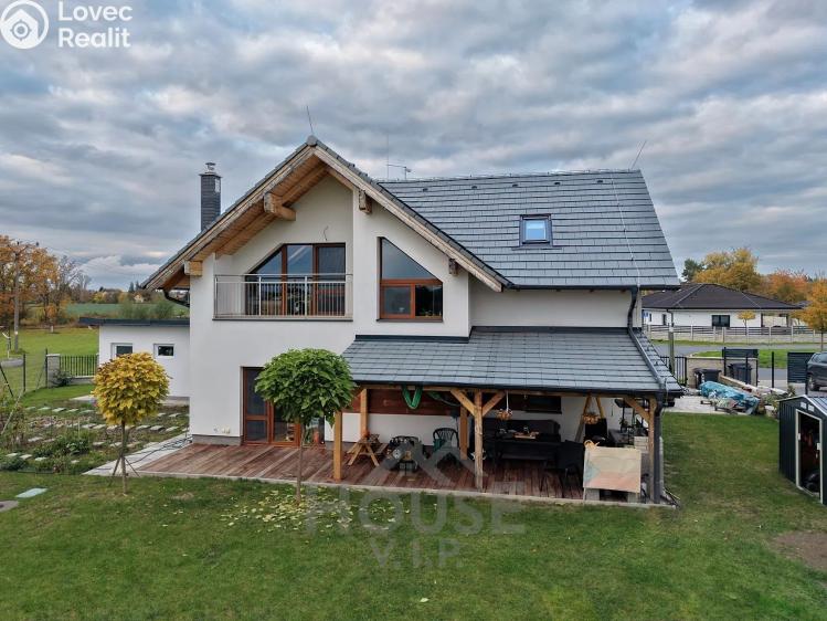 Продажа семейного дома Kostomlaty nad Labem, Západní 523 č. 1