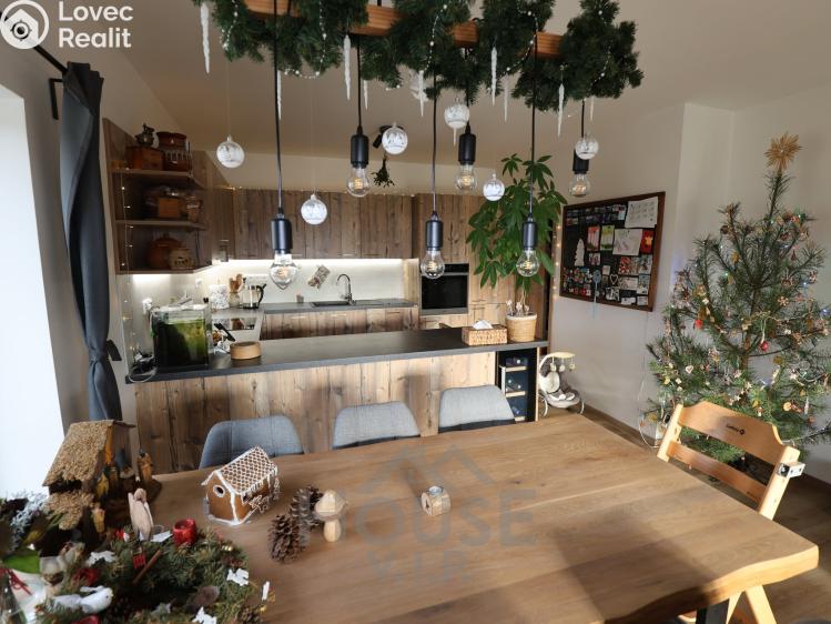 Продажа семейного дома Kostomlaty nad Labem, Západní 523 č. 7