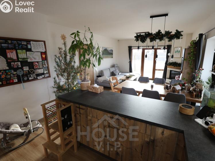 Продажа семейного дома Kostomlaty nad Labem, Západní 523 č. 8