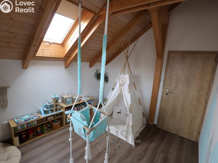 Продажа семейного дома Kostomlaty nad Labem, Západní 523 č. 23