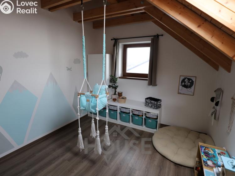 Продажа семейного дома Kostomlaty nad Labem, Západní 523 č. 25