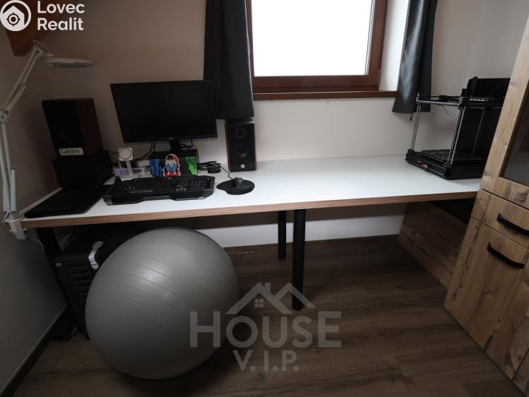 Продажа семейного дома Kostomlaty nad Labem, Západní 523 č. 39