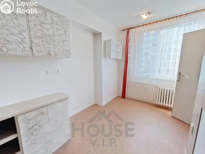 Sale apartment 2+1 Sedlčany, Na Severním sídlišti I č. 5