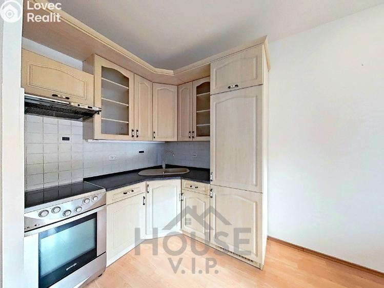 Prodej bytu 1+KK Praha, Poděbradská č. 4