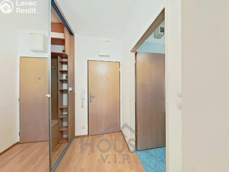 Prodej bytu 1+KK Praha, Poděbradská č. 16