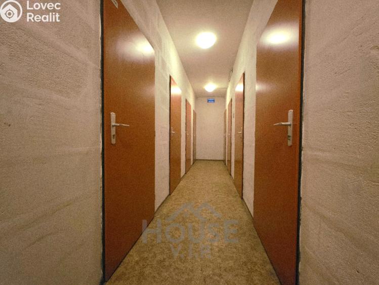 Prodej bytu 1+KK Praha, Poděbradská č. 24