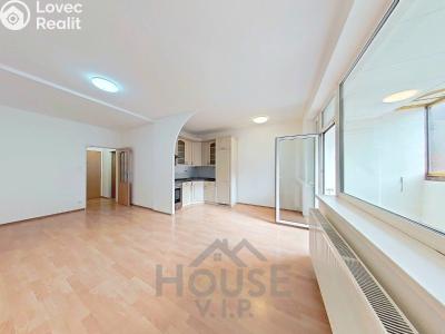 Prodej bytu 1+KK Praha, Poděbradská č. 6