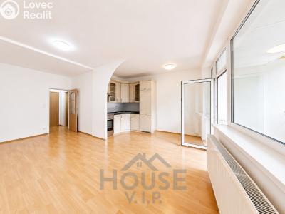 Sale apartment 1+KK Praha, Poděbradská č. 12