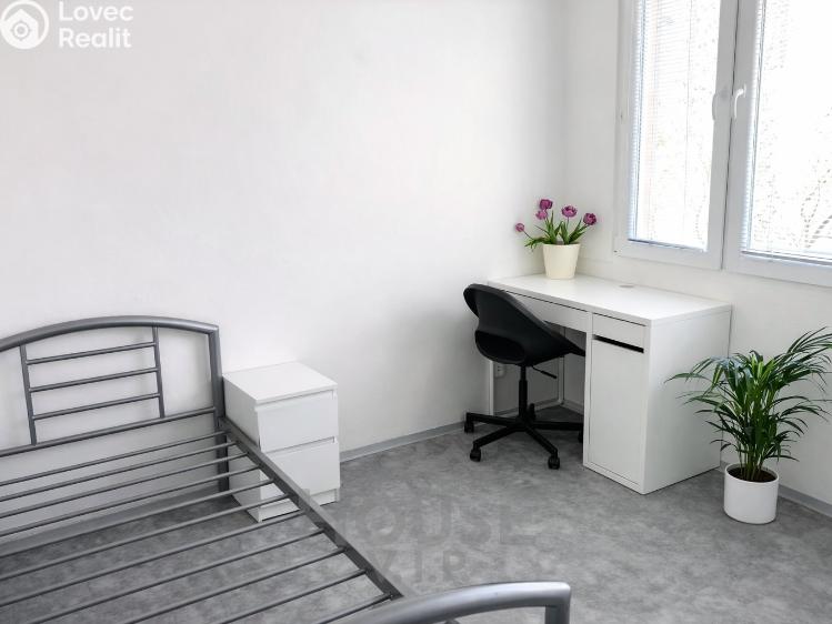 Prodej bytu 4+1 Praha, Mimoňská č. 10