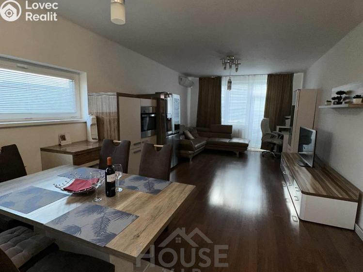 Продажа квартиры 3+KK Praha, Poděbradská 777/9c č. 17