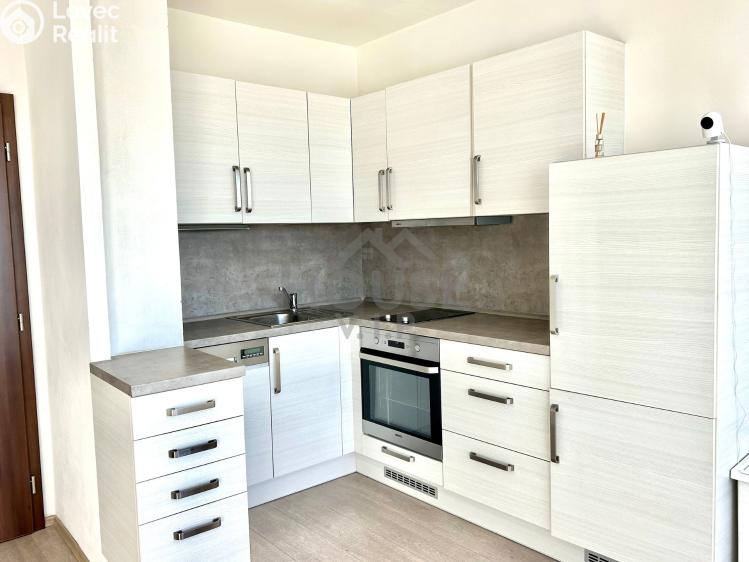 Sale apartment 2+KK Praha, Kpt. Stránského č. 8