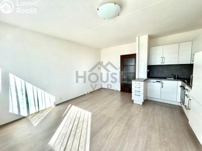 Sale apartment 2+KK Praha, Kpt. Stránského č. 6