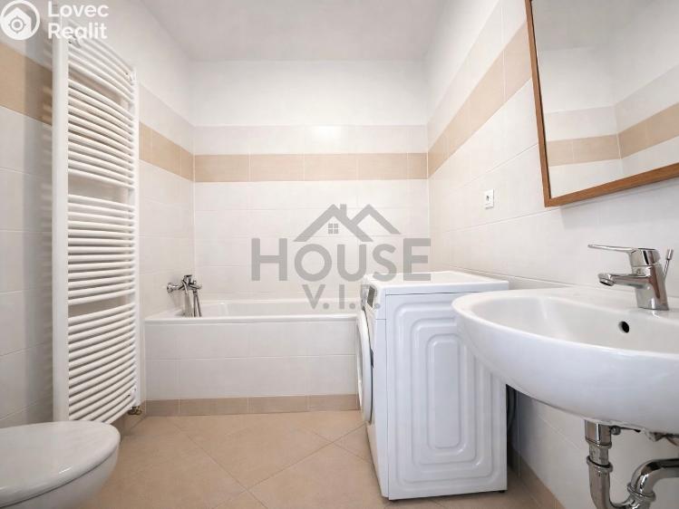 Sale apartment 2+KK Praha, Mantovská č. 5