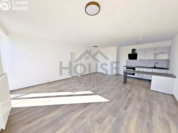 Аренда квартиры 2+KK Český Brod, Kounická č. 5