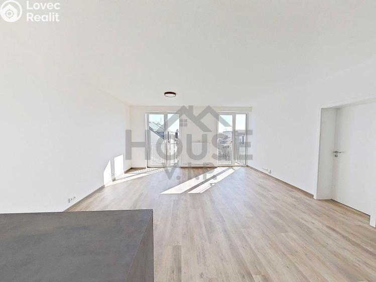 Аренда квартиры 2+KK Český Brod, Kounická č. 6