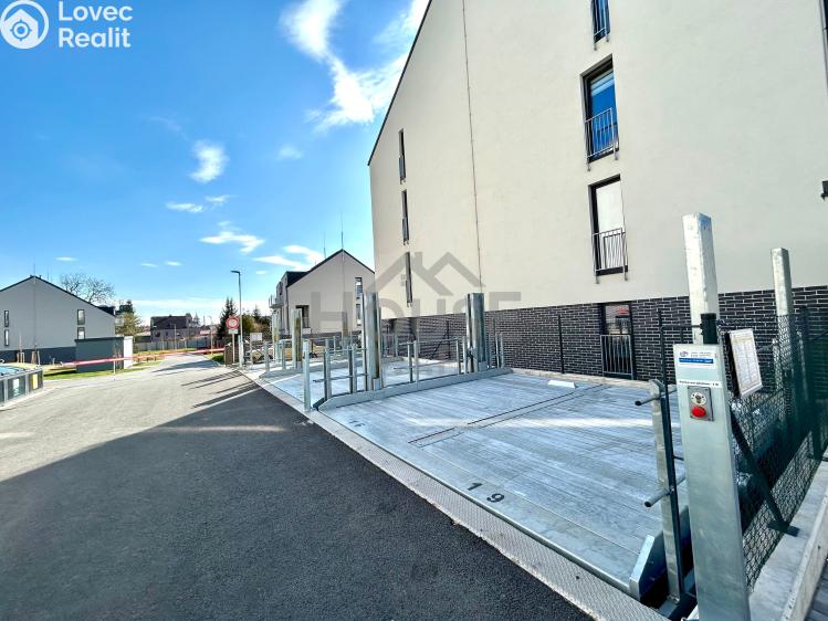 Аренда квартиры 2+KK Český Brod, Kounická č. 28