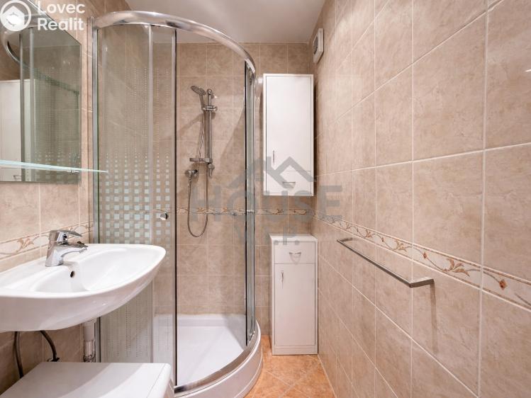 Sale apartment 2+KK Praha, Teplická č. 3