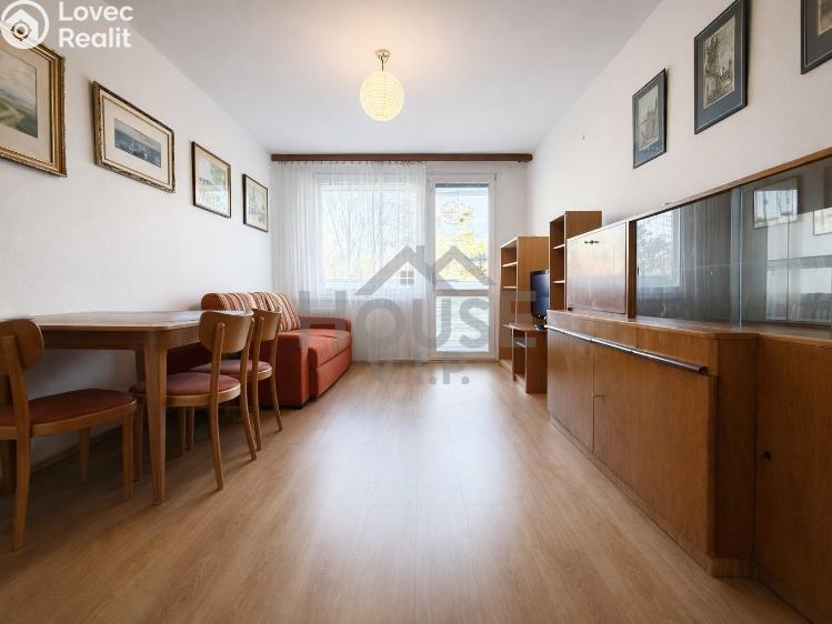 Sale apartment 2+KK Praha, Teplická č. 7