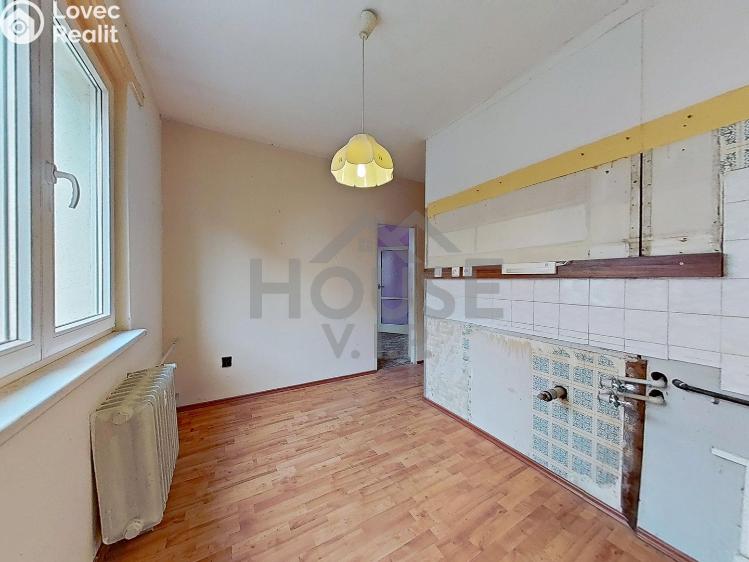 Prodej bytu 2+1 Praha, K lučinám č. 8