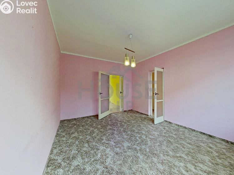 Prodej bytu 2+1 Praha, K lučinám č. 9