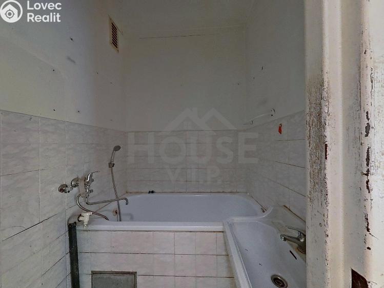 Prodej bytu 2+1 Praha, K lučinám č. 13