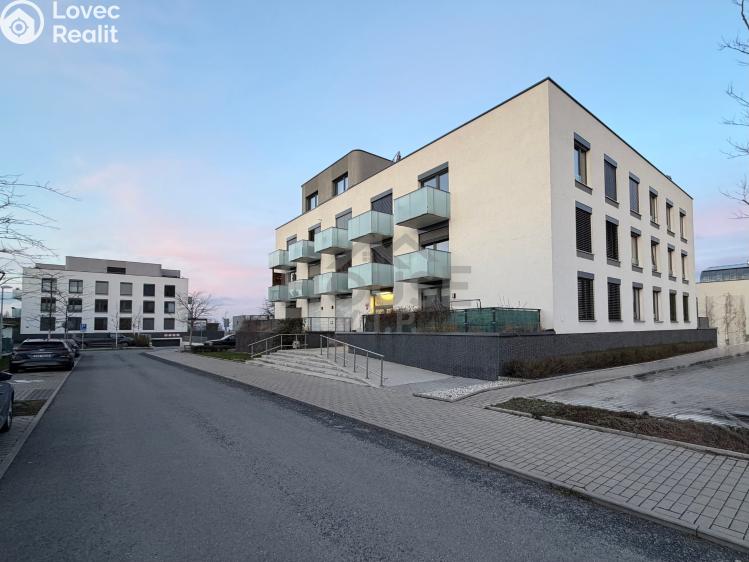 Продажа квартиры 2+KK Praha, Křižanská č. 5