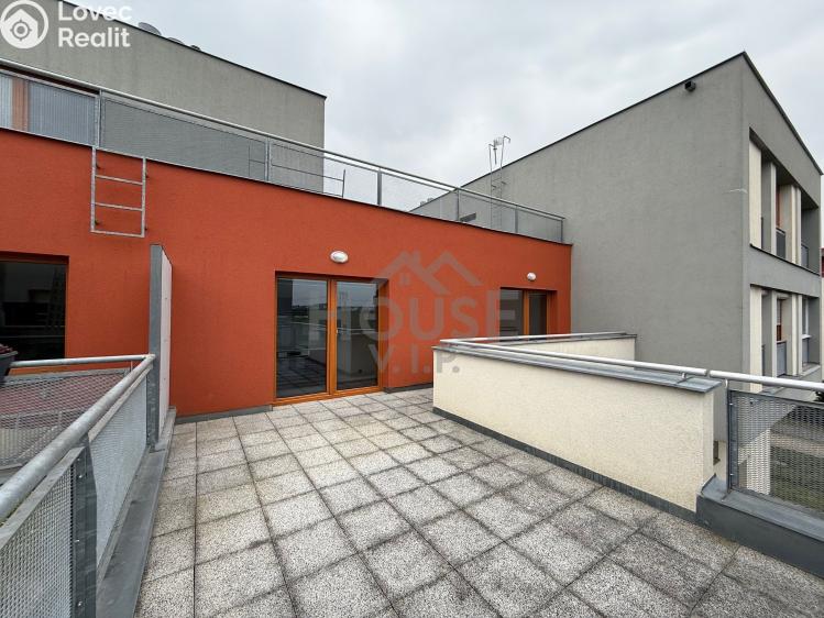 Pronájem bytu 1+KK Praha, Pečárková 176/4 č. 1