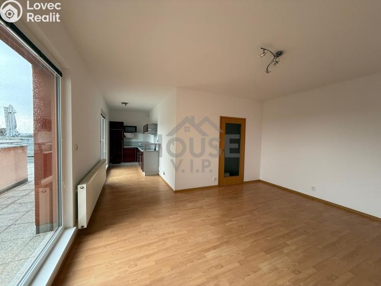 Pronájem bytu 1+KK Praha, Pečárková 176/4 č. 2