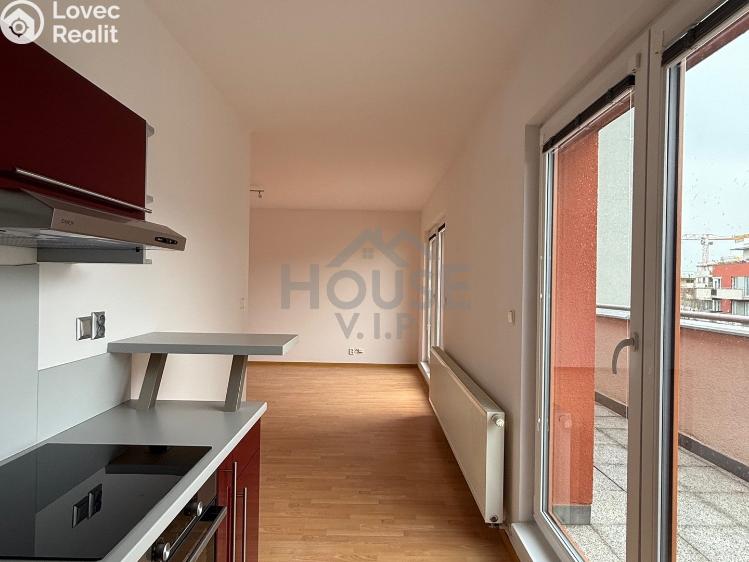 Pronájem bytu 1+KK Praha, Pečárková 176/4 č. 12