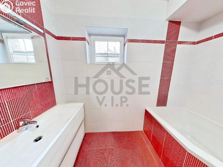 Продажа семейного дома Praha, Listopadová č. 28