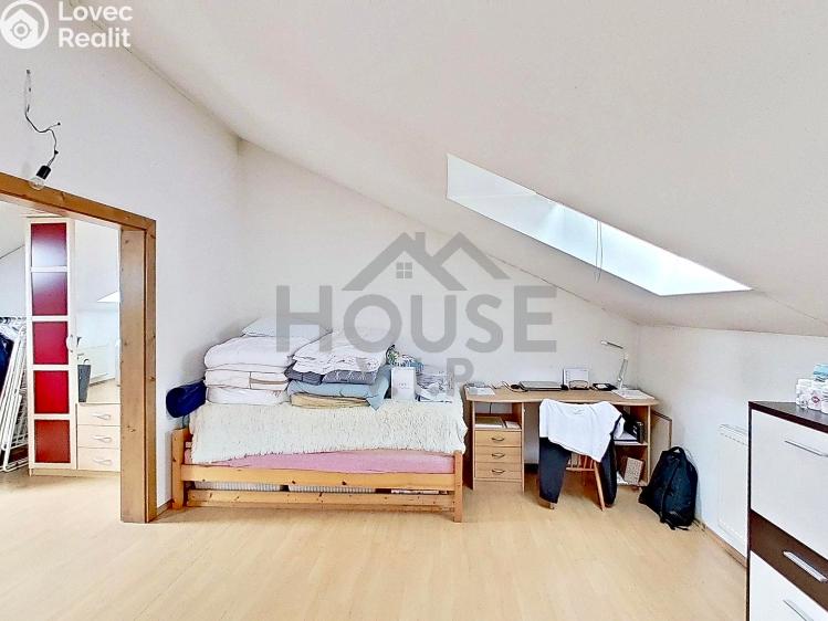 Продажа семейного дома Praha, Listopadová č. 33