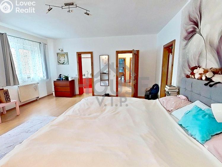 Продажа семейного дома Praha, Listopadová č. 37