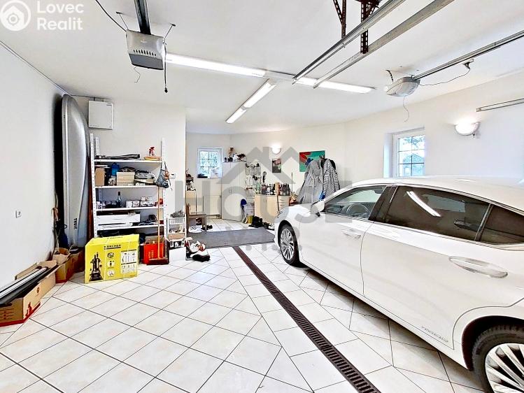 Продажа семейного дома Praha, Listopadová č. 39