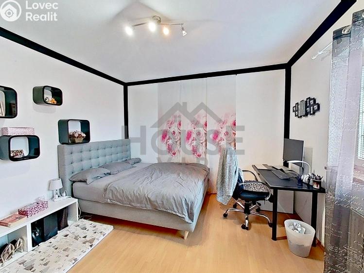 Продажа семейного дома Praha, Listopadová č. 45