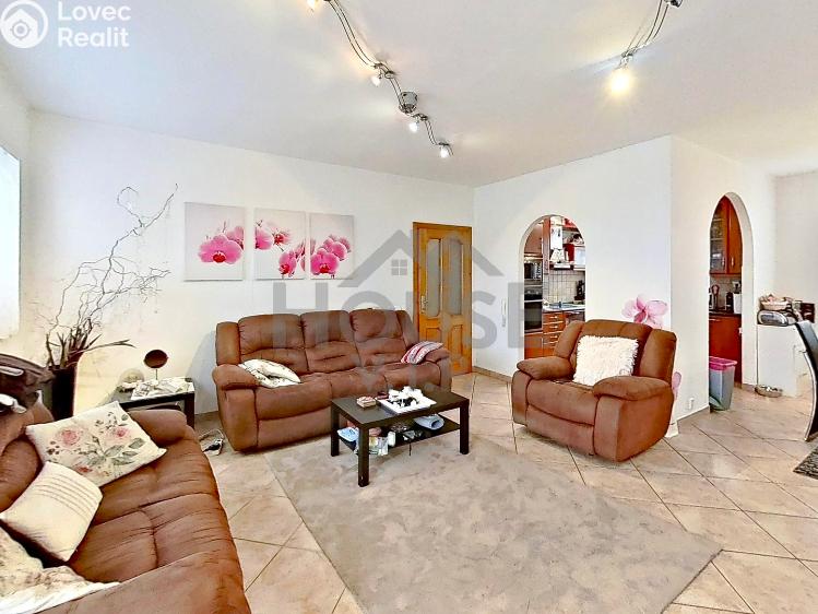 Продажа семейного дома Praha, Listopadová č. 52