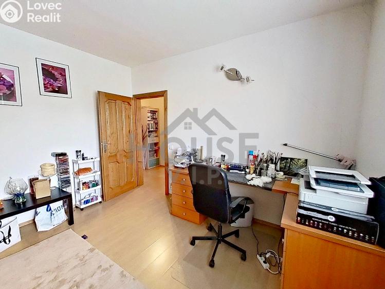 Продажа семейного дома Praha, Listopadová č. 64