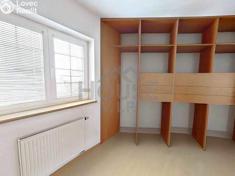 Продажа семейного дома Praha, Listopadová č. 71