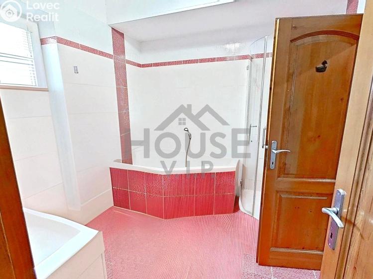 Продажа семейного дома Praha, Listopadová č. 78