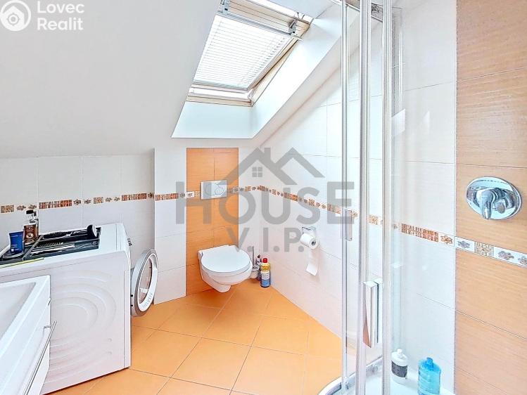 Продажа семейного дома Praha, Listopadová č. 82