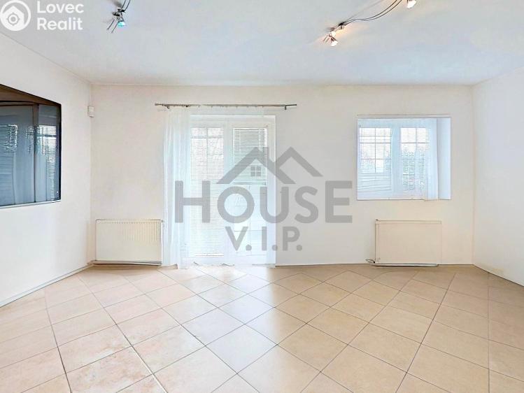 Продажа семейного дома Praha, Listopadová č. 87