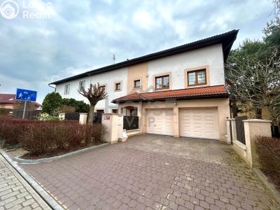 Sale family house Praha, Listopadová č. 1