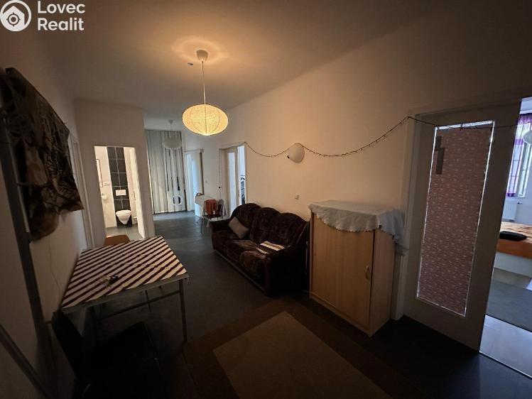 Pronájem bytu 3+1 Praha, Krakovská č. 3