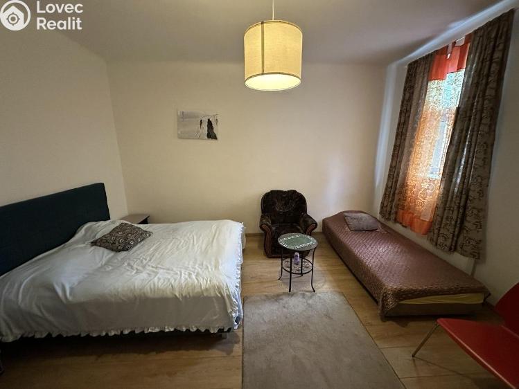 Pronájem bytu 3+1 Praha, Krakovská č. 4